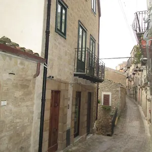 Casa E Putia , Gangi Italy